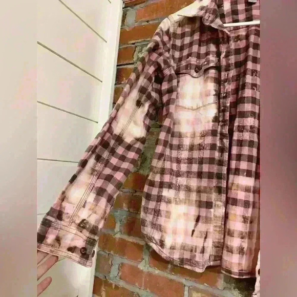 Carhartt Bleached Flannel Size 12/14 - Picture 2 of 8